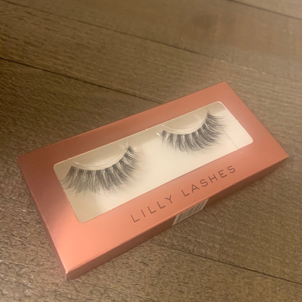 Lilly Lashes
